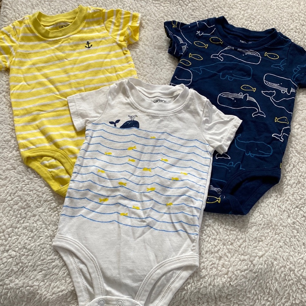 Carter’s boys onsies. Nautical print. Size 9 months. Set of 3: $18